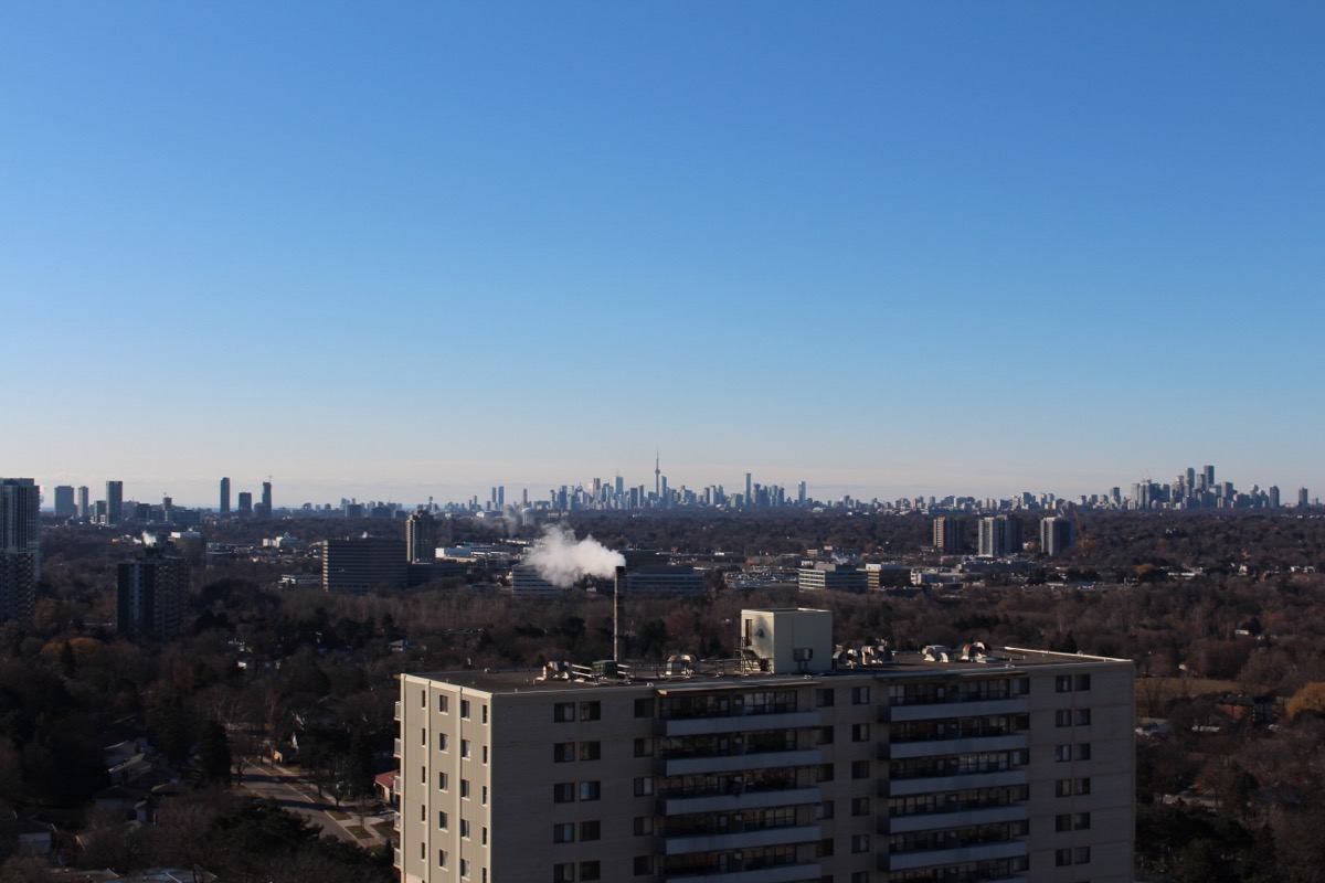 Toronto skyline daytime